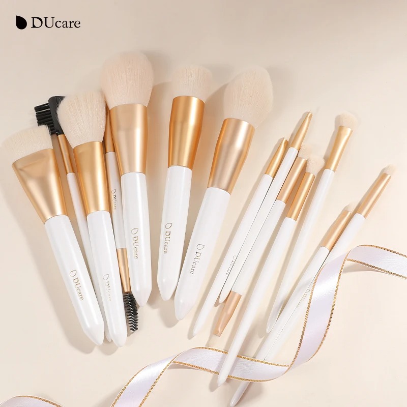  DUcare Singel Makeup Brush Professional Foundation Makeup Brush Flat Top Buffing Brush Eyeshadow Contour Powder Brush Highlighter Makeup Brushes Pencil Maquiagem【Post in 24 Hours & 30 days Warranty Services  