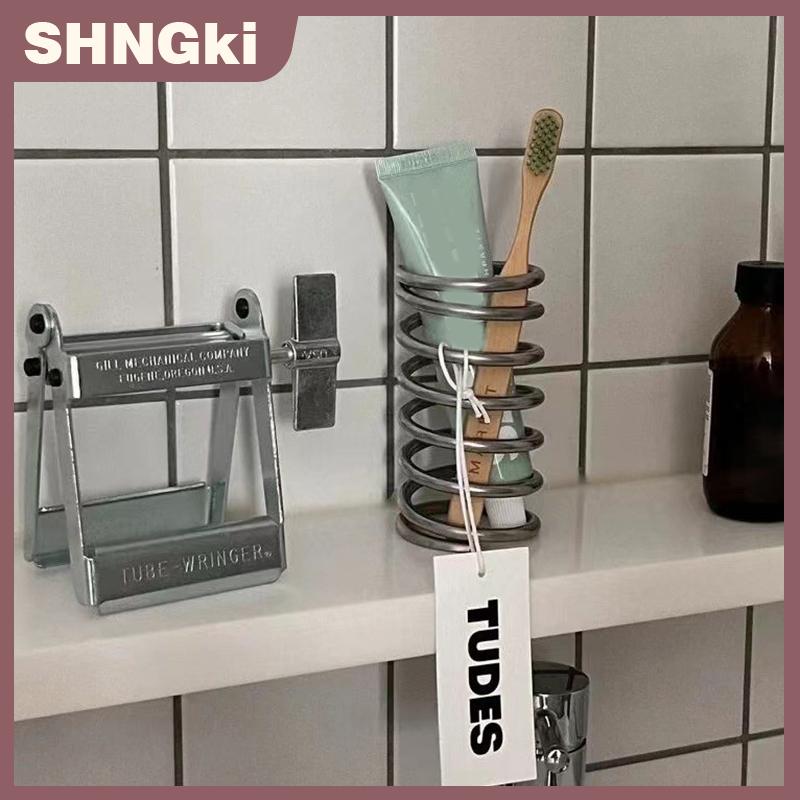 SHNGki Kim loại máy tính để bàn lưu trữ Giá bàn chải đánh răng Trang điểm bàn chải văn phòng phẩm Bộ đồ ăn trang trí chủ Hollow ra trang trí phòng tắm accessor