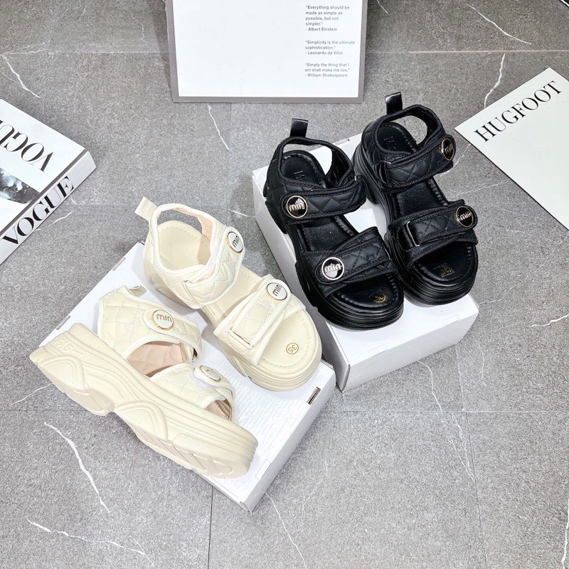 Dép sandal nữ 2 quai dán trần trám, sandal quai hậu đế bằng chất da mềm mịn