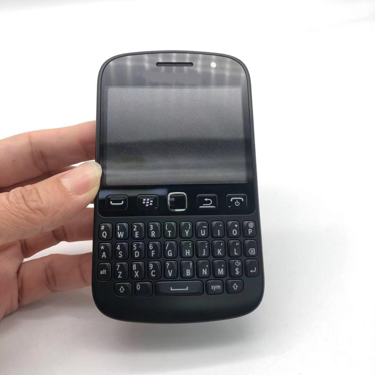 Standard Keyboard, Genuine Blackberry 9720, Unlocked, 5Mp. Supports Smartphones with Capacitive Screen, Wifi. ราคา 1,488 บาท*ส่งฟรี