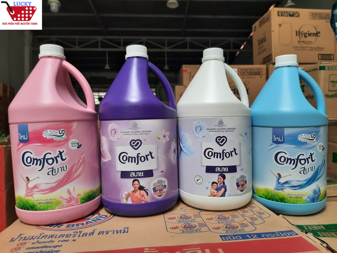 Can Nước Xả Vải Comfort 3300ml Thái Lan - Chính Hãng (Màu Trắng))