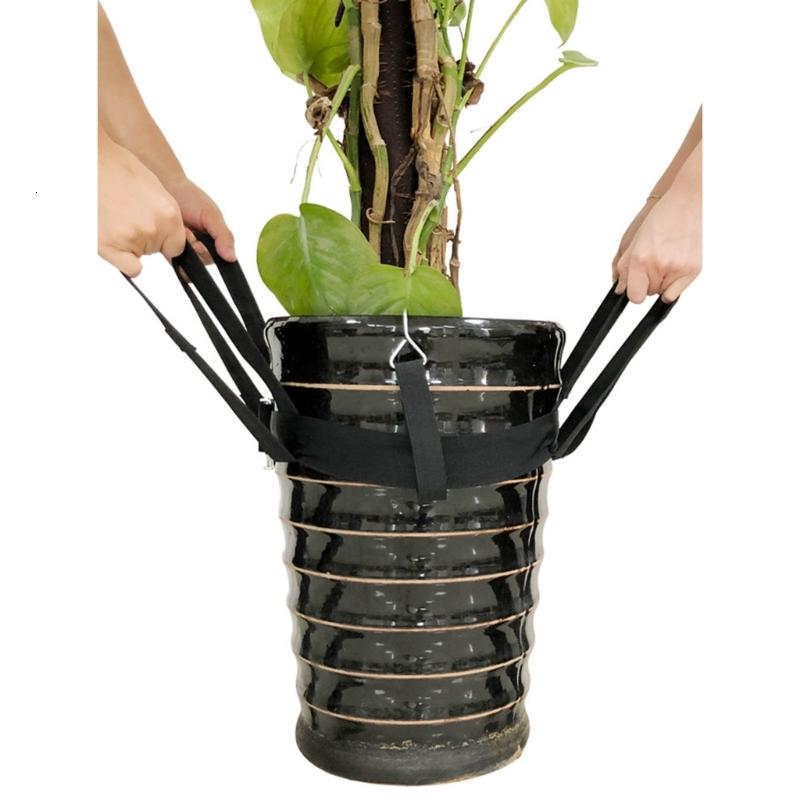 Trong chậu mover có thể điều chỉnh nâng dây đeo để dễ dàng vận chuyển các mặt hàng sân nặng như người trồng và đá