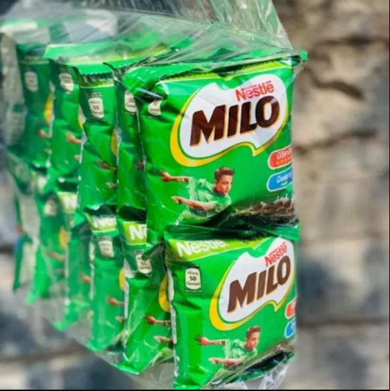 HCM 12 gói Snack Ngũ cốc ăn sáng Milo 15g dành cho trẻ từ 6 đến 12 tuổi