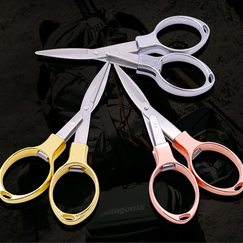 Fiskars 4 in Folding Scissors