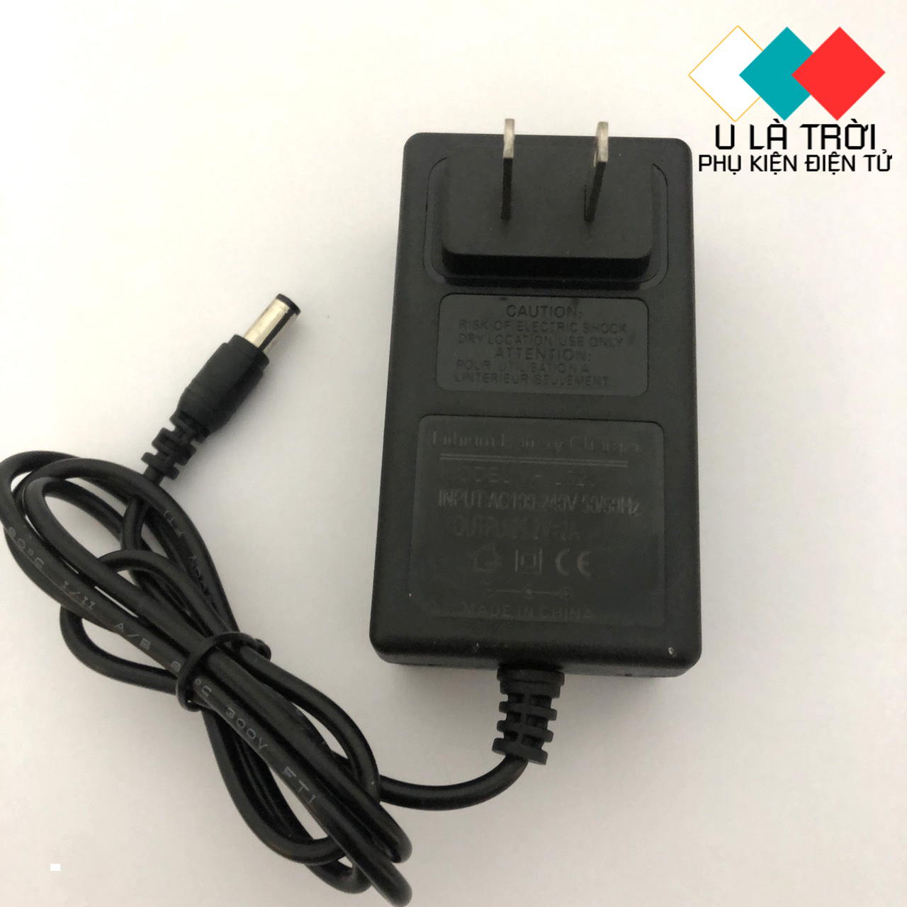 Sạc pin 6s sạc 25.2v 2a nguồn chuyên sạc pin lion 14.4v có đèn báo đầy giá tốt