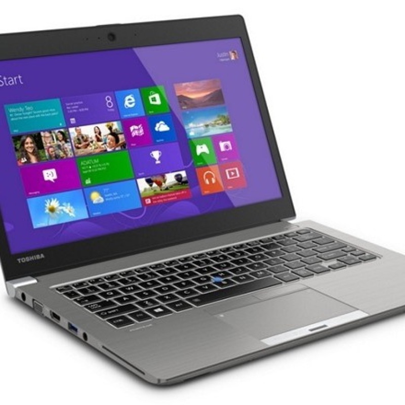 Toshiba Z30A i5 4th gen Ultrabook , 8GB Ram 256GB SSD, windows 10 , md office