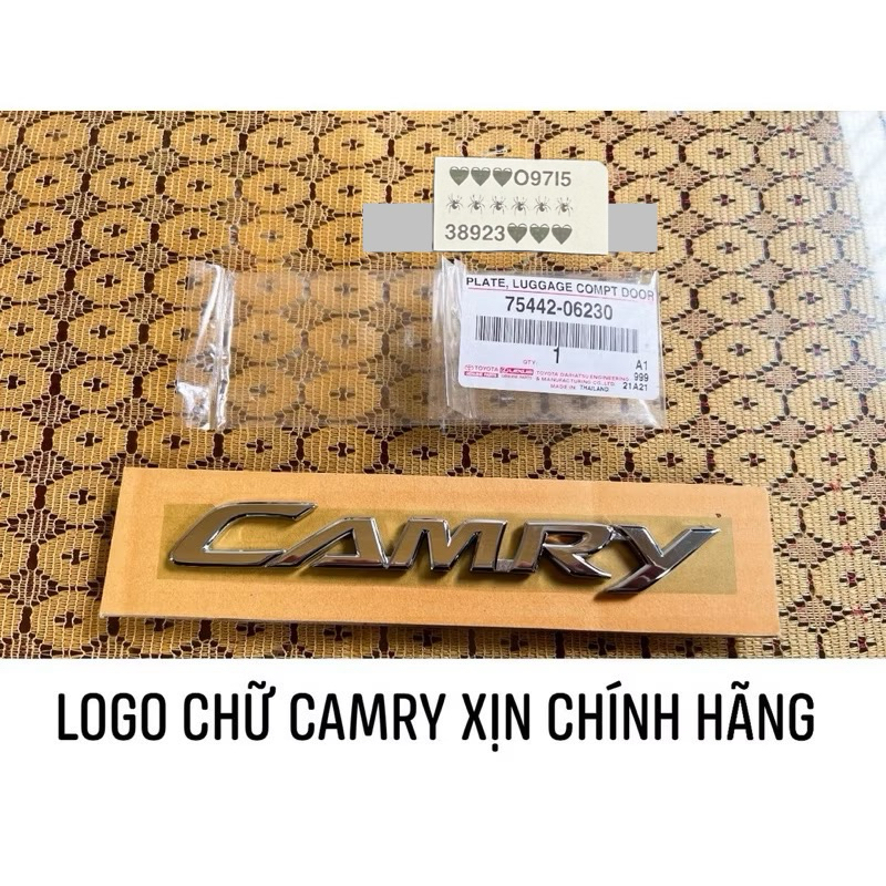 LOGO CHỮ NỔI CAMRY 2.5 Q HÀNG XỊN CHÍNH HÃNG DÁN XE TOYOTA CAMRY 75442-06230