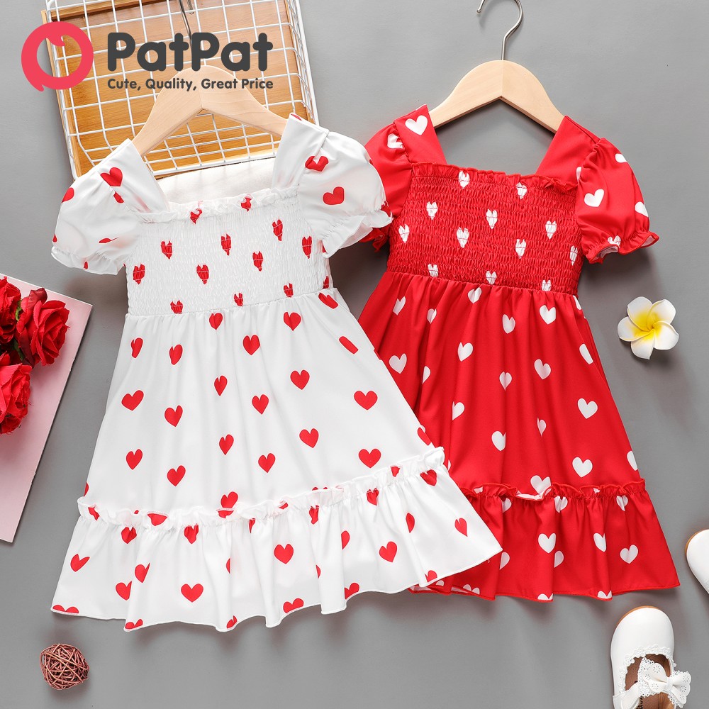 PatPat Toddler Girl Heart Print Smocked Square Neck Short-sleeve Dress