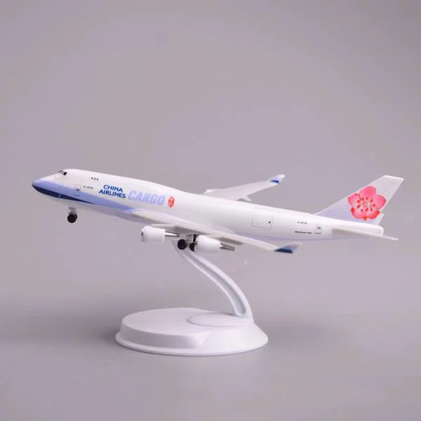Mô hình máy bay China Airlines Cargo Boeing 747-400 20cm mở khoang mũi