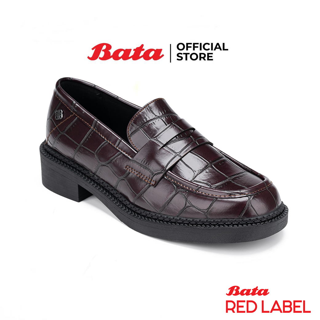Bata บาจา Red Label รองเท้าโลฟเฟอร์ แบบสวม สำหรับผู้หญิง รุ่น DASY สีดำ 5606690 สีแดงอมน้ำตาล 5605690 ราคา 700 บาท*ส่งฟรี