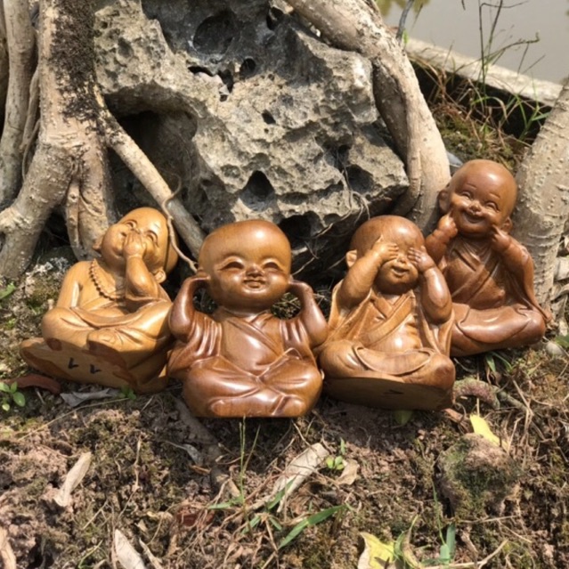 Bộ chú tiểu tứ không : bịt mắt, bịt miệng, bịt tai, bịt thân.Gỗ bách xanh,trang trí phong thuỷ,nội thất,quà tặng. Bán lẻ