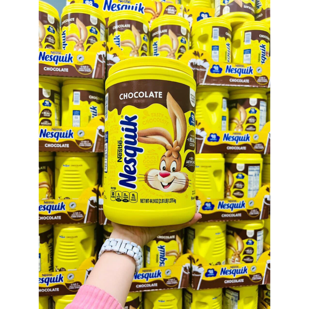 Bột Cacao Nestle Nesquik Chocolate Powder Mỹ 1,275kg - Có nhiều chất xơ tốt cho tiêu hóa, ngừa táo bón, đồng thời làm giảm cơn thèm ăn, hỗ trợ tích cực cho người ăn kiêng.  - Chống tình trạng mệt mỏi mãn tính và trầm cảm.