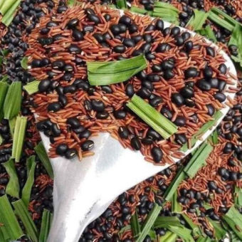 TRÀ GẠO LỨT ĐẬU ĐEN XANH LÒNG