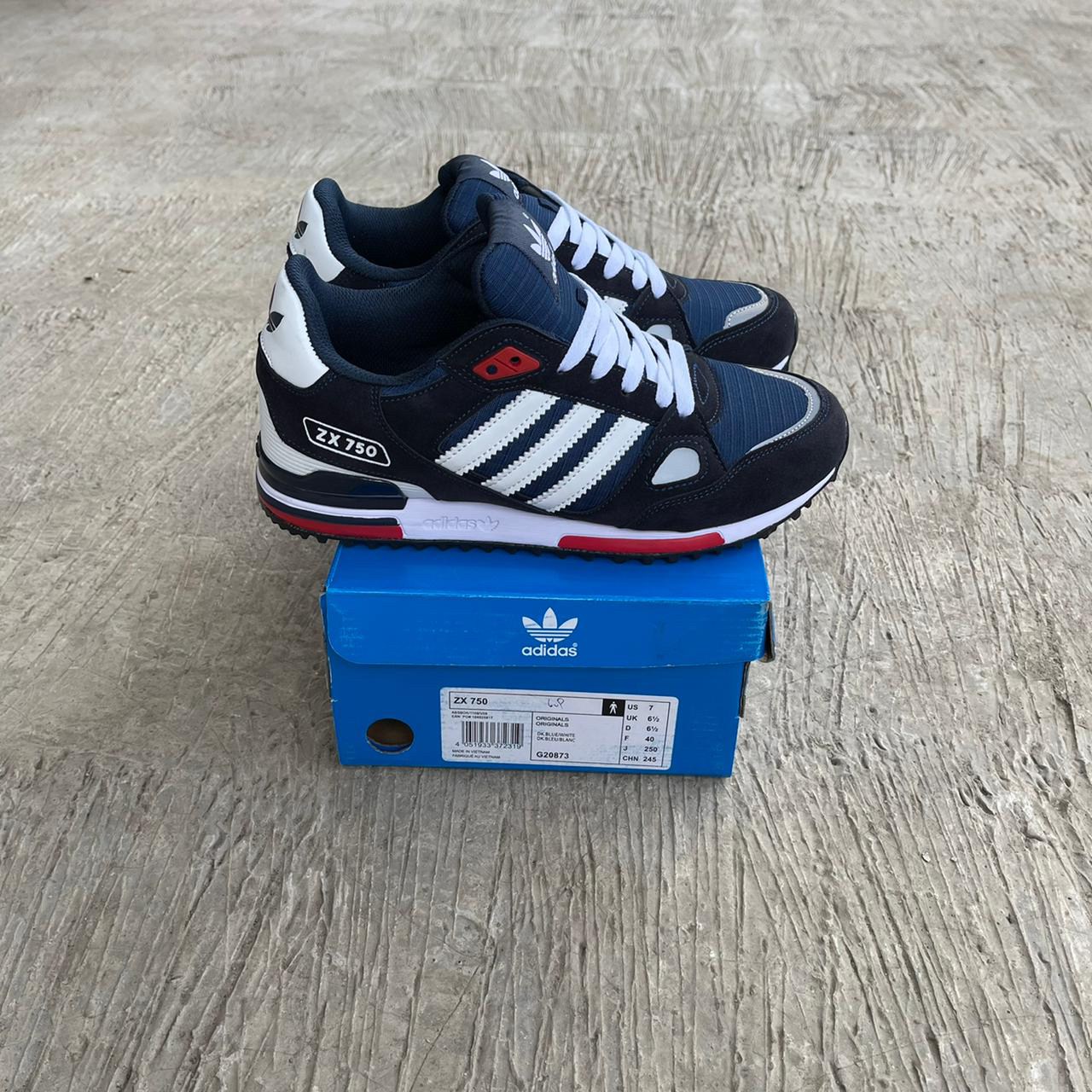 الخس تحدث في كثير من الأحيان لقاء adidas zx verde -  secondtakewithspencera.com