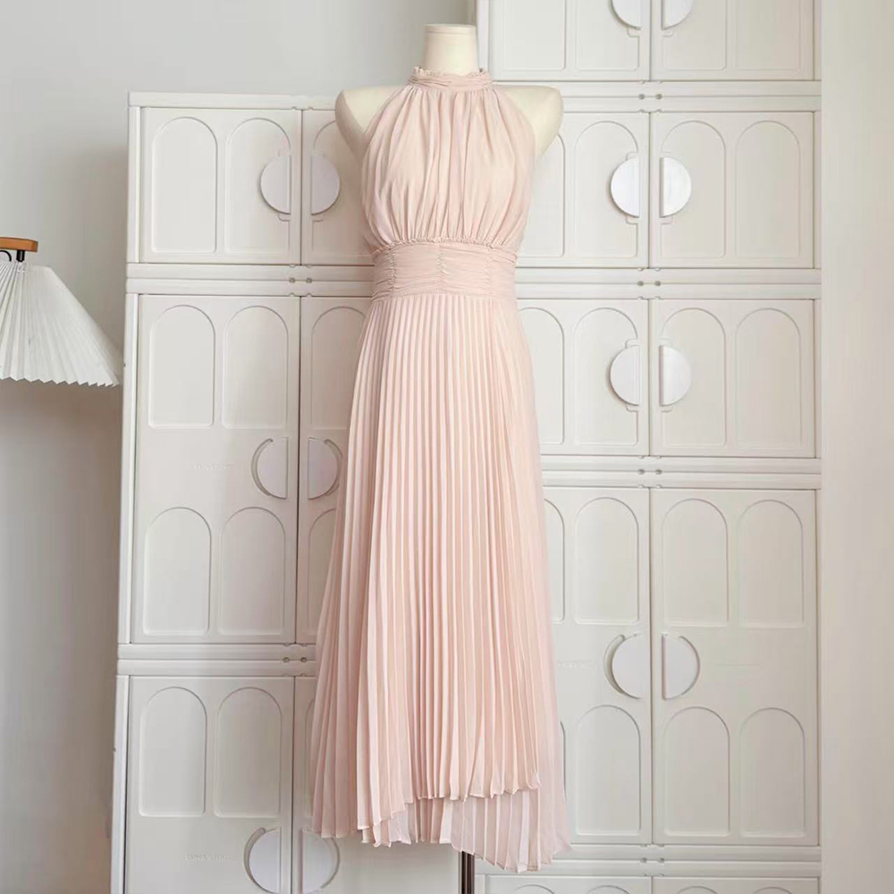 BRANCHÉ ชุดสำหรับผู้หญิงในช่วงฤดูร้อนที่ดีเก๋ธรรมดาพับแขนกุดคอเชือกแขวนคอลูกไม้ขึ้นเอว Nipped Midi ออกเดทชุดจีบ B250313 ราคา 1,114 บาท*ส่งฟรี