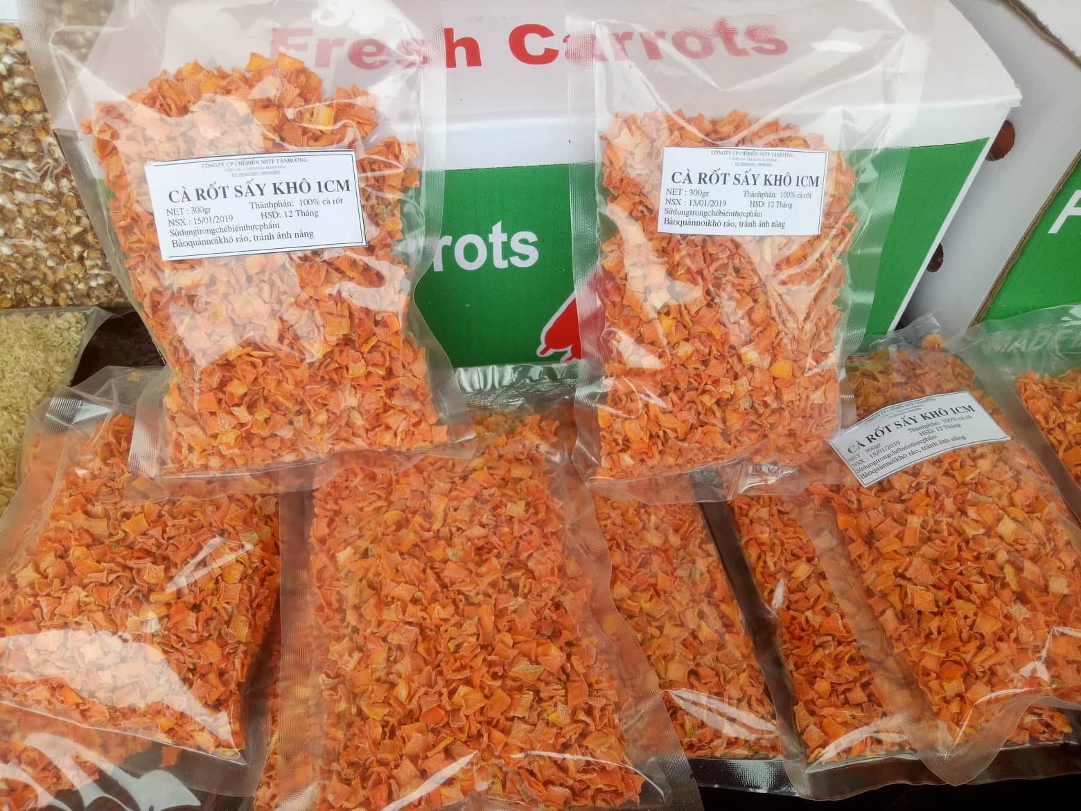 Cà rốt sấy khô 100gr phố thảo mộc