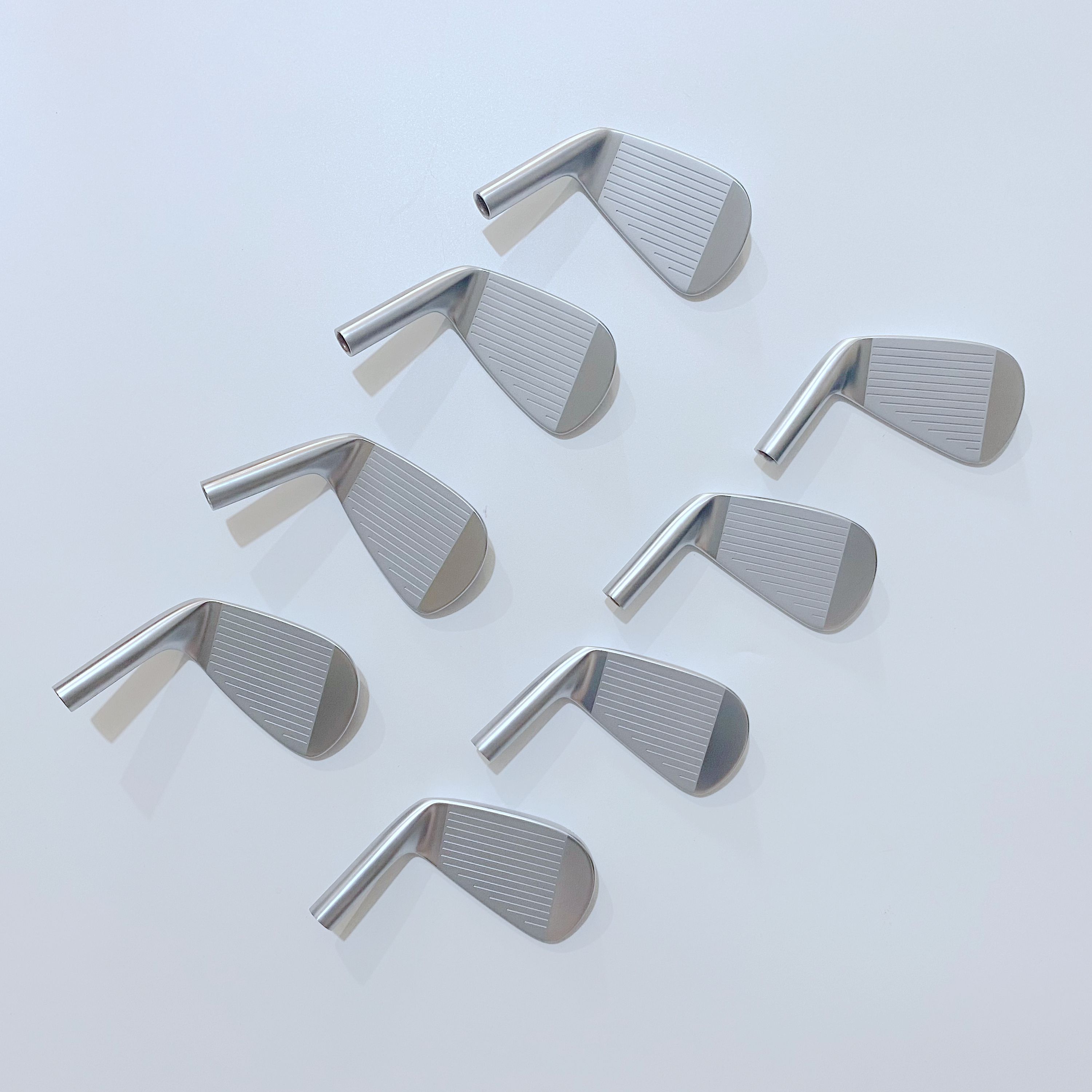 Honma TR20B 2024 Golf Clubs Blade IRONS Iron Set Only Head Irons Set Soft Iron 3-10 (8Pcs) for Man for Professional Golfer · v9