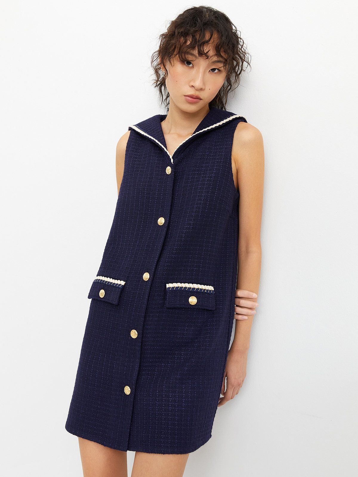 [Pomelo] Buttoned Tweed Dress ราคา 1,799 บาท*ส่งฟรี