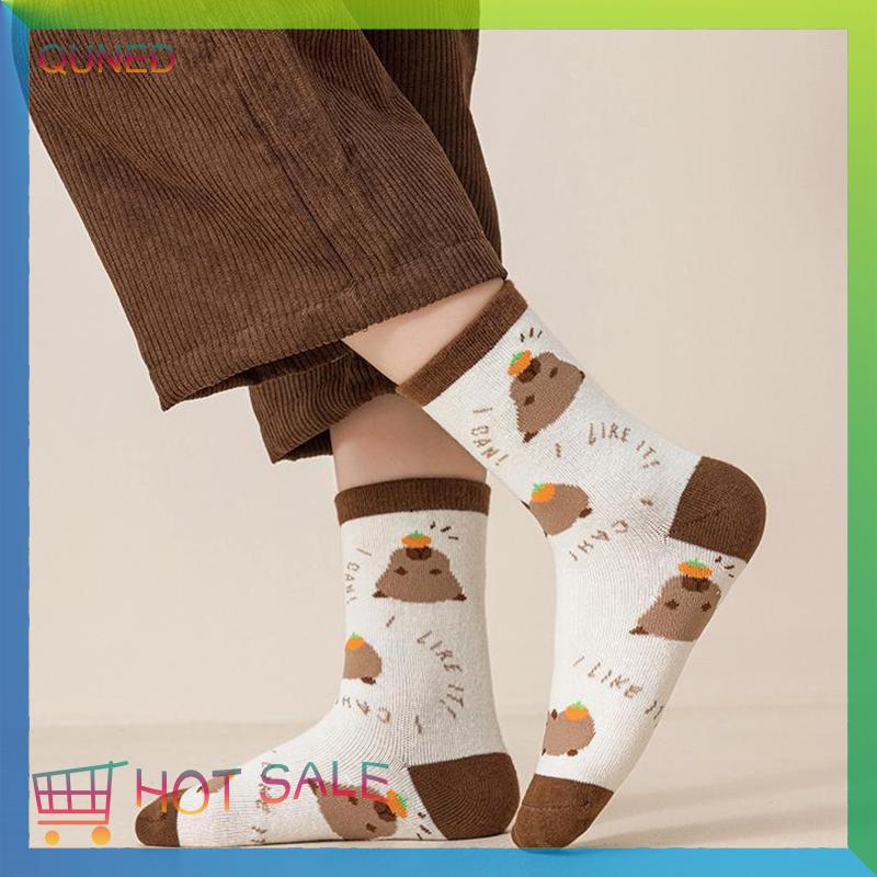 QUNED 5 cặp phim hoạt hình capybara in giữa ống vớ thoáng khí mềm mại Vớ unisex mùa thu mùa đông Cà Phê Giữ ấm giữa ống vớ