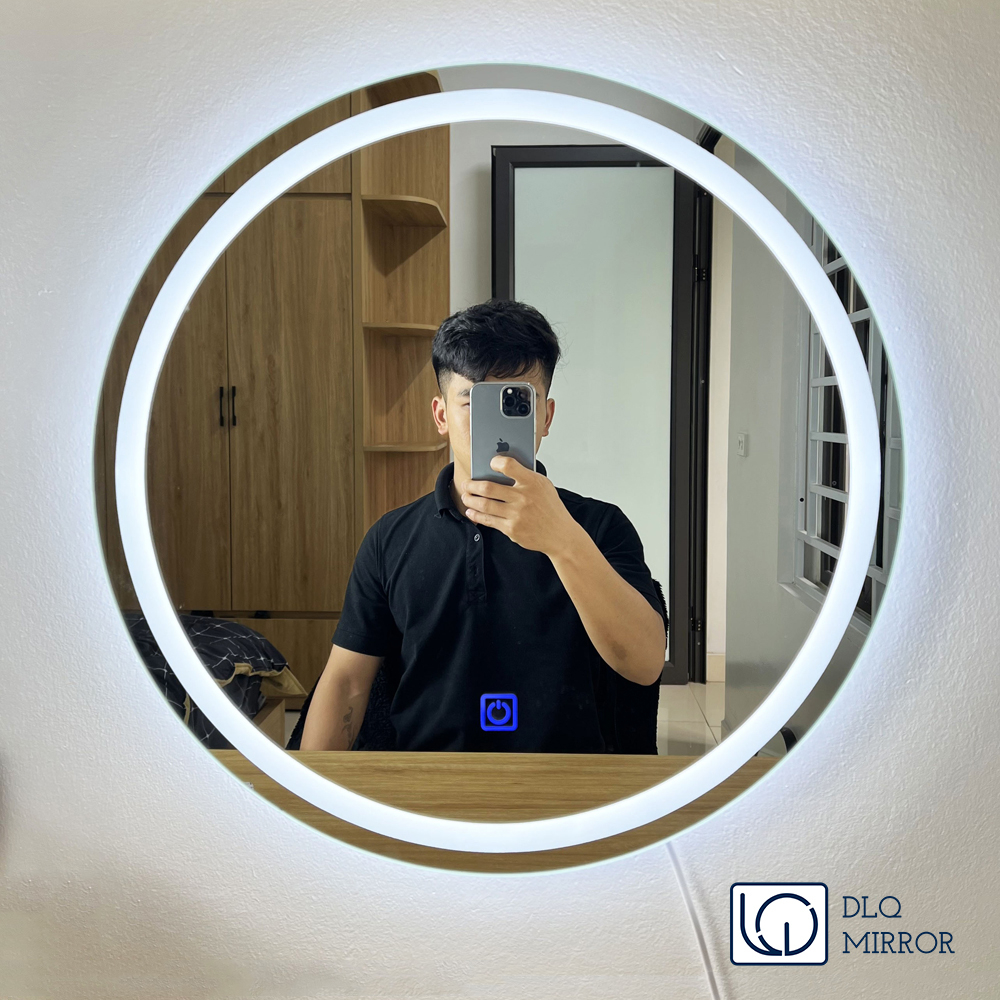 Gương trang điểm treo tường có led cảm ứng cao cấp dlq mirror bảo hành 5 năm