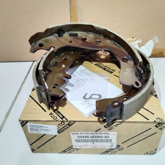 brake shoe kampas rem belakang Yaris Vios Limo ORI 04495-0D060-82 Harga 470,000 rupiah*Gratis Ongkir