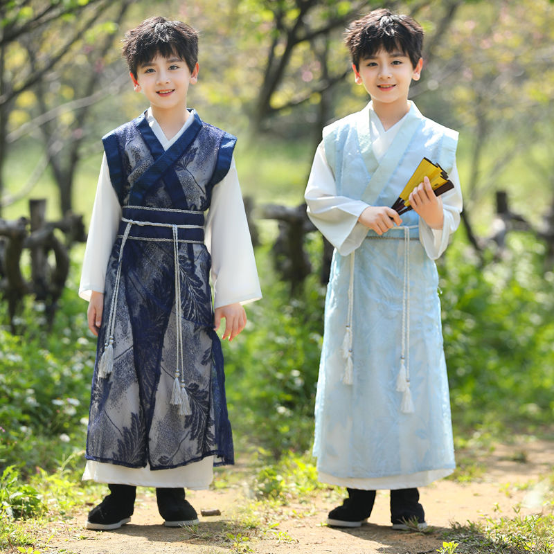 Holidaykids ชุดเดรสแบบจีนดั้งเดิมสำหรับเด็ก,ใหม่ HanfuHK0532เครื่องแต่งกายโบราณนักเรียนระดับประถมและมัธยมสามคนนักเรียนหนังสือพิธีเปิดเด็ก ราคา  694 บาท*ส่งฟรี