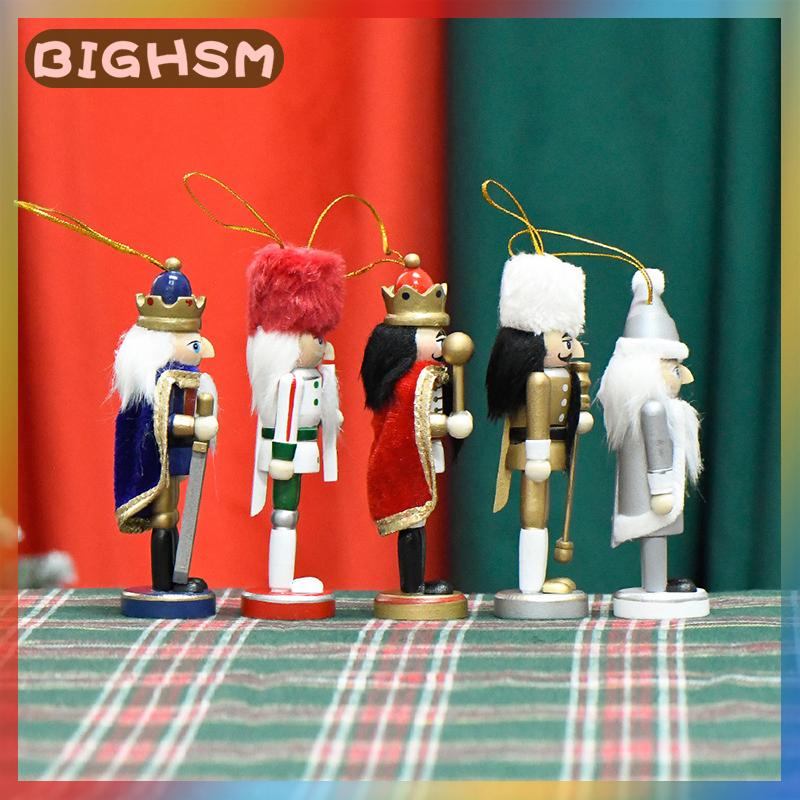 BIGHSM เครื่องกะเทาะเปลือกถั่วทำจากไม้ขนาดเล็ก5ชิ้นรูปปั้นทหารวอลนัทตกแต่งบ้านสำนักงานตั้งโต๊ะของตกแต่งคริสต์มาส ราคา 184 บาท*ส่งฟรี