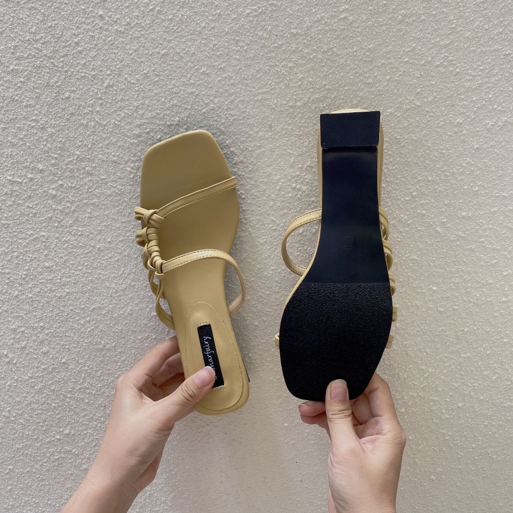 GODWCJ Rubber Exquisite Low Heel Slippers Solid Color Summer Sandals Outside Wearing Sandals