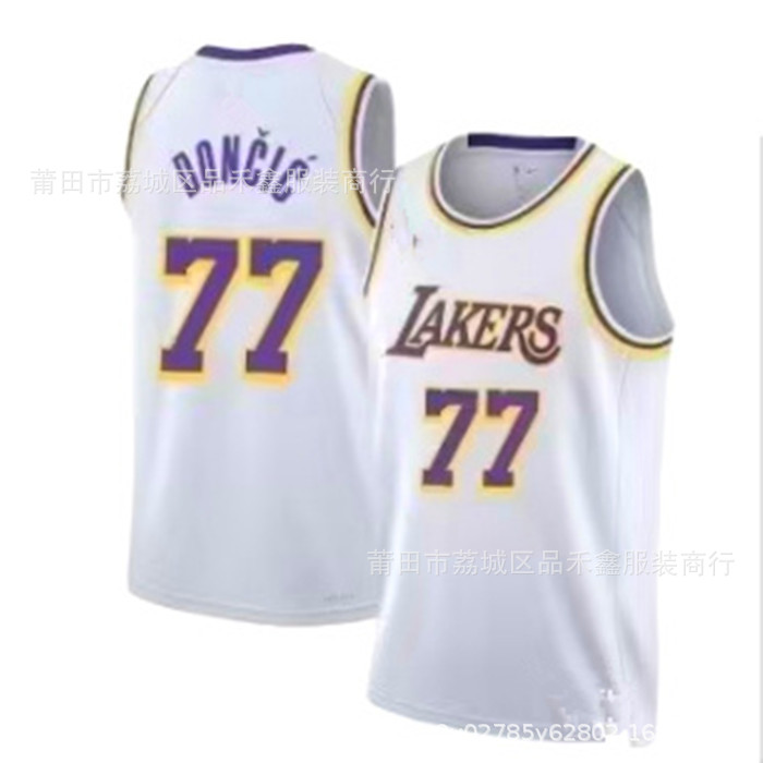 kobe bryant jersey white