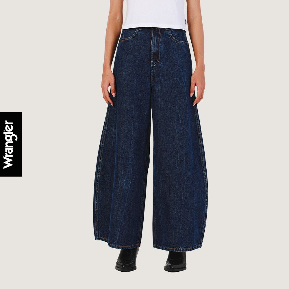 WRANGLER กางเกงยีนส์ผู้หญิง คอลเลคชั่น Everyday with Wrangler เอวสูง ทรงบอลลูน ขาใหญ่ Balloon Barrel รุ่น WR S125WBALN04 ราคา 1,943 บาท*ส่งฟรี