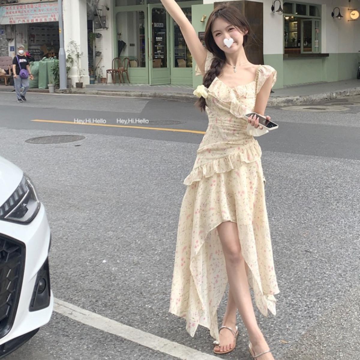 เดรสลายดอกกระโปรงยาวเว้าหลัง TM079368LYQ ราคา 567 บาท*ส่งฟรี