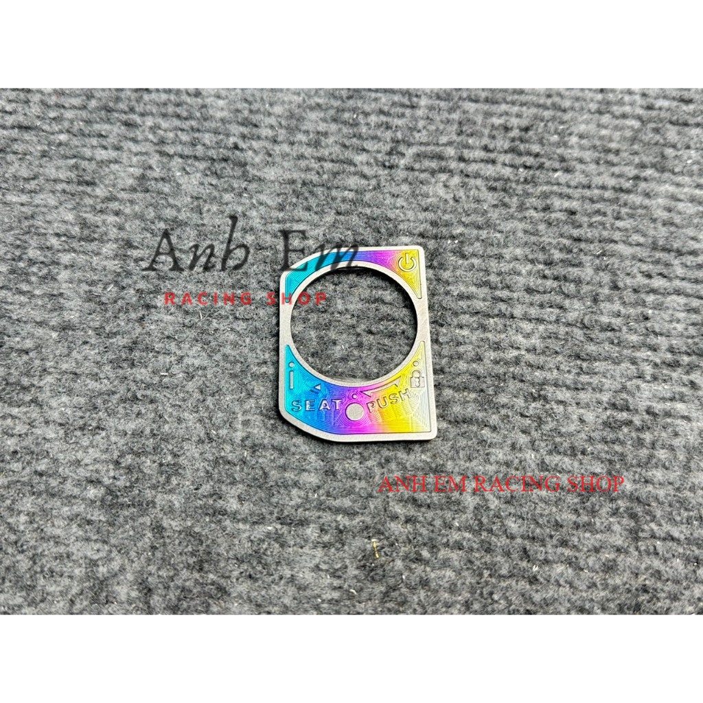 Miếng dán ổ khóa smartkey titan xe vario 160, vario 2022 - 2023 sẵn keo dán 3m mặt sau