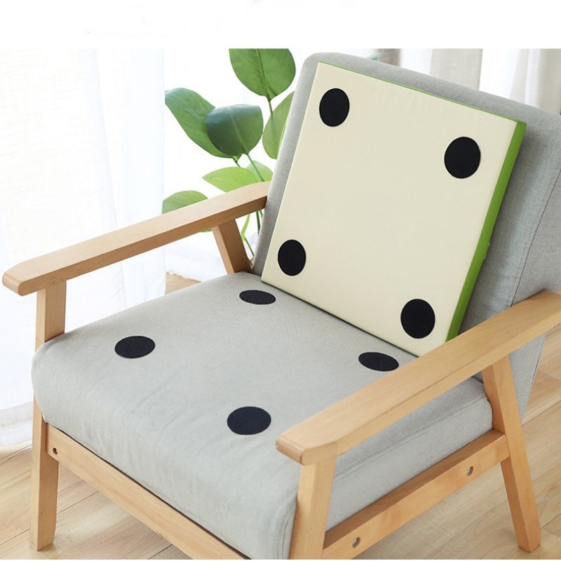 Set 5 Miếng Dán Gai Nhám Cố Định Thảm Taplo, Lót Sàn, Sofa–Chống Trượt Đa Năng-Cozy520 Giá 18,000 Đồng*Miễn phí vận chuyển