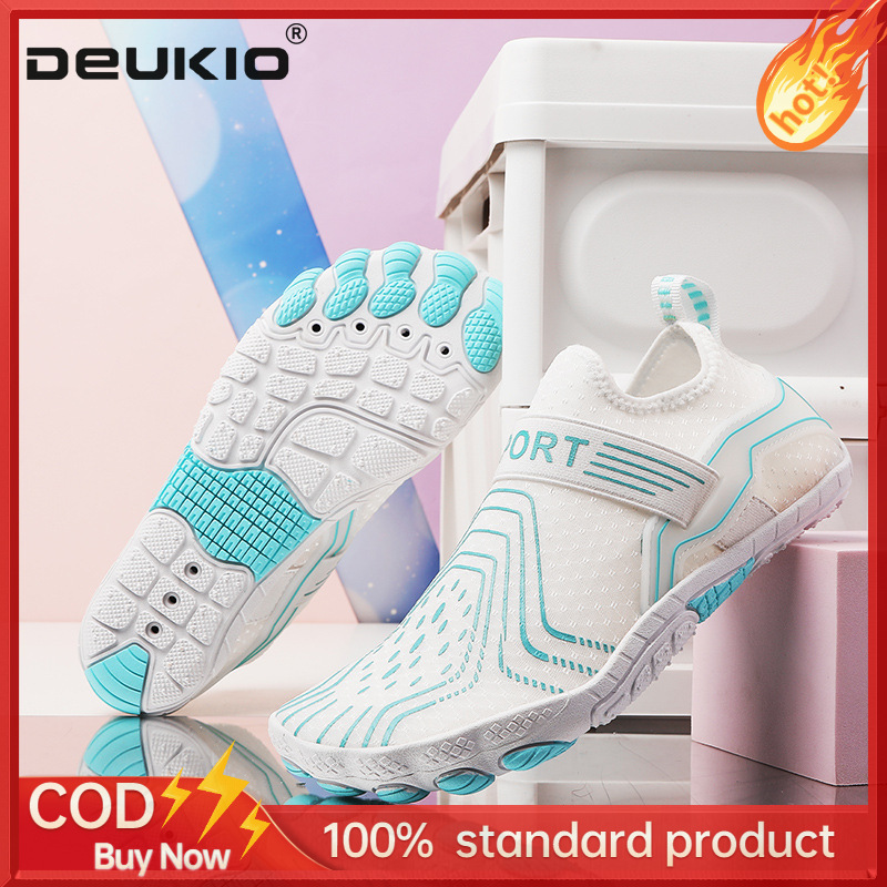 DEUKIO Beach swimming shoes, outdoor five-finger shoes, couples wading shoes, yoga fitness river shoes ราคา 479 บาท*ส่งฟรี