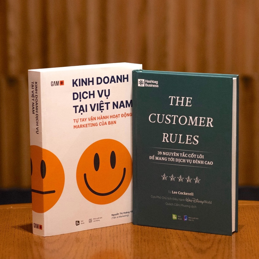 SÁCH - COMBO KIẾM TIỀN TỪ DỊCH VỤ ĐỈNH CAO (Kinh doanh dịch vụ tại Việt Nam + The Customer Rules) - Rio Book