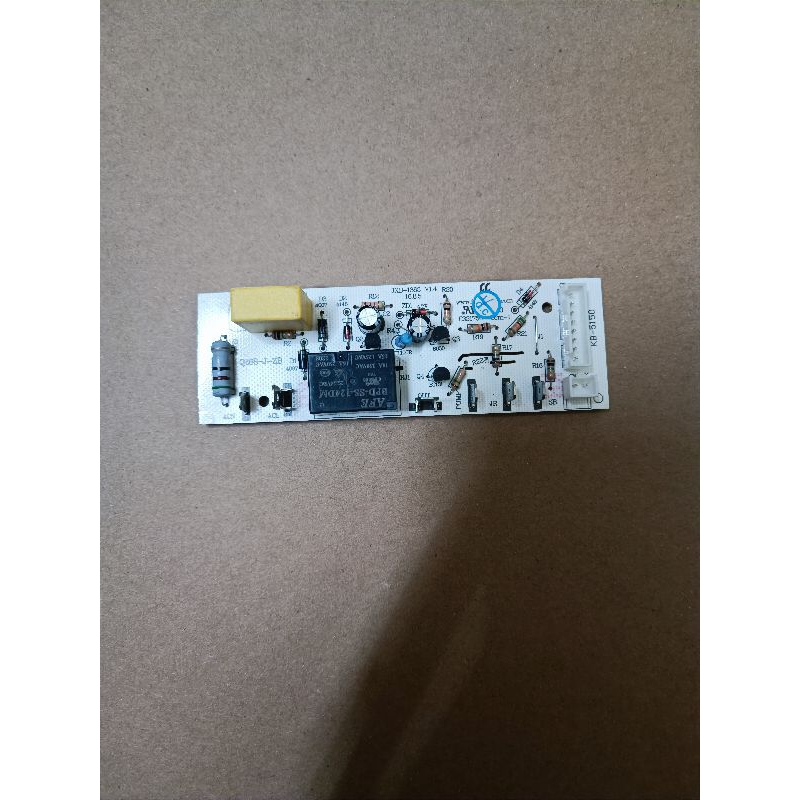 Mạch bàn là hơi nước Kangaroo KG75B11