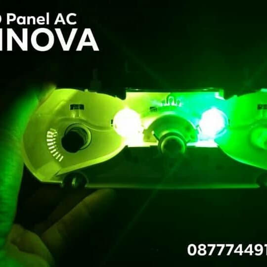 LAMPU PANEL AC TOYOTA INNOVA 2004 - 2015 Harga 22,500 Ringgit*Penghantaran Percuma