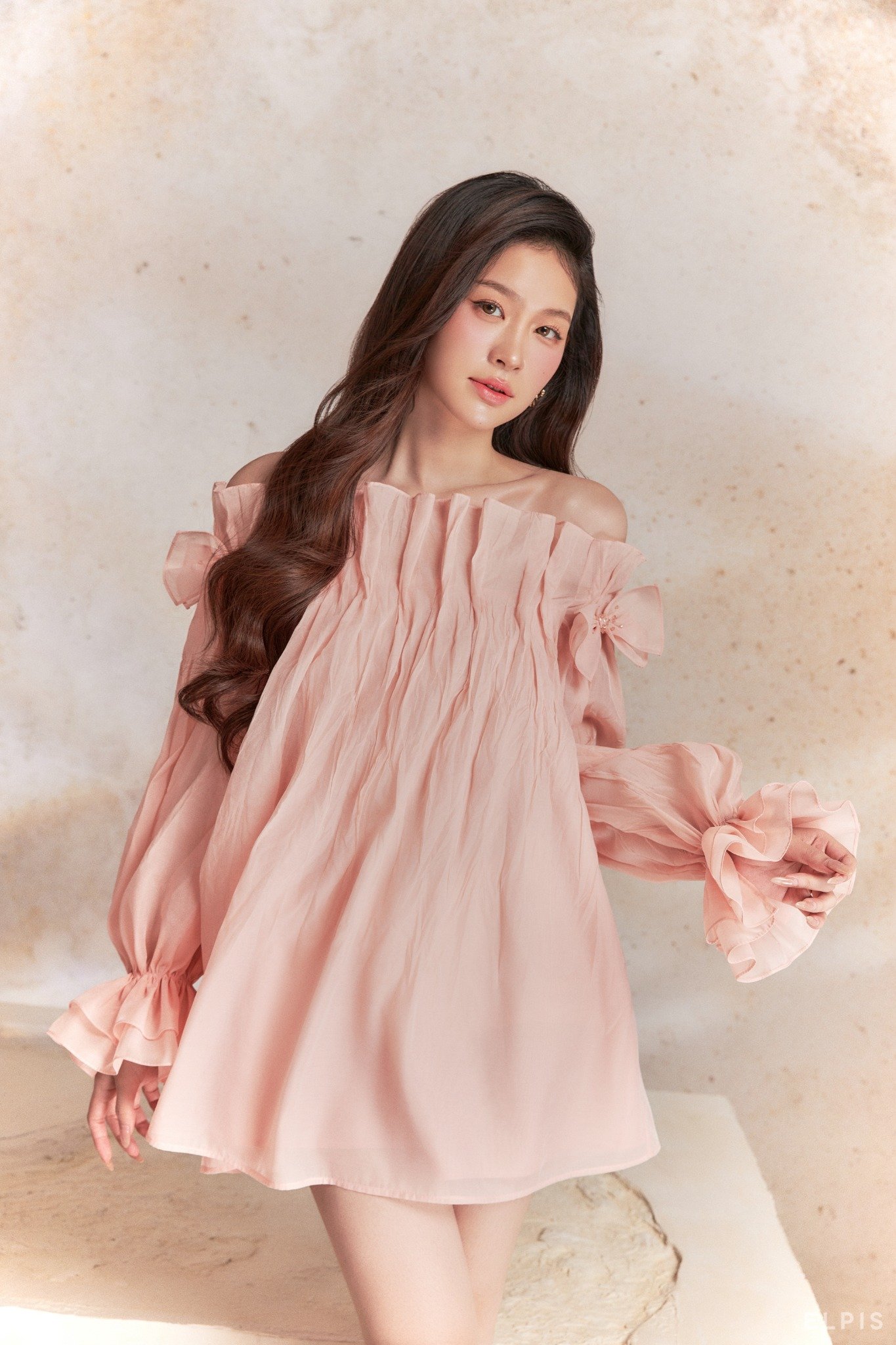 Elpis - đầm ngắn dáng suông bệt vai sp24d83