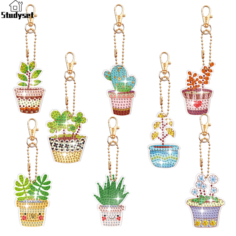Studyset 8pcs Diamond Picture Keychains, Succulent Plants Key Chains, DIY Diamond Art Key Rings, Crystal Pendant Diamond Embroidery Pictures Craft For Home Decor ราคา 183 บาท*ส่งฟรี