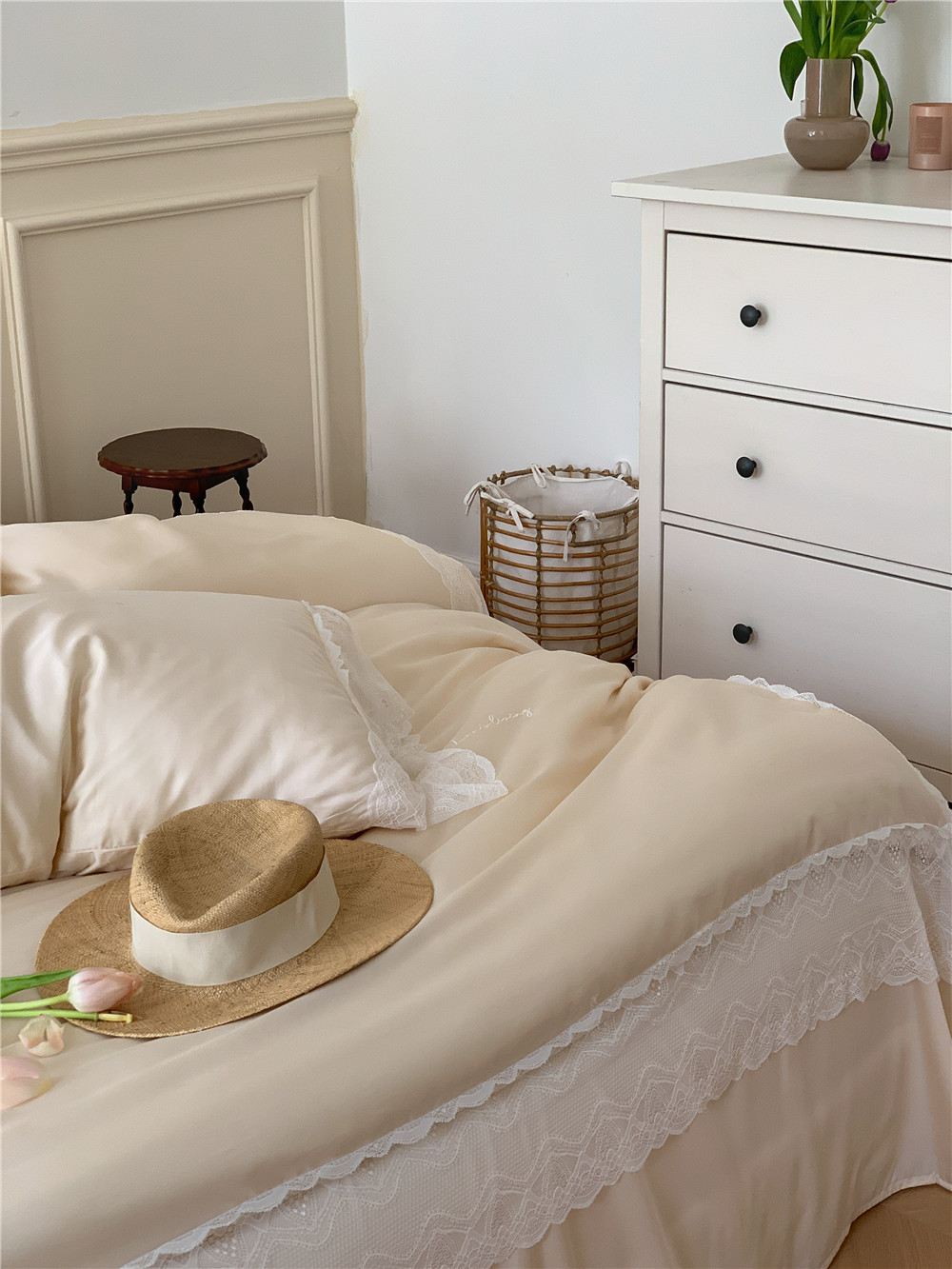 French Entry Lux Little Lady 60 Tencel Dört Parça Set Summer Cool Feeling Silky Sleep Naked Ice İpek Yorgan Kılıfı Yatak Örtüsü Yatak Örtüsü