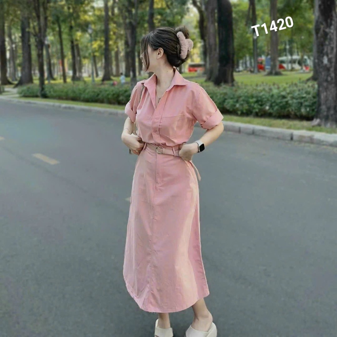 LZDSet áo cổ trụ kèm chân váy kaki dáng dài có đai lưng hồng cao cấp chất liệu kaki T1320