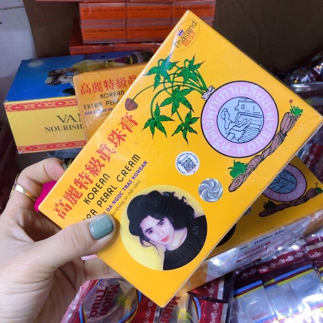 Kem sâm vàng thái lan hộp 12 gói