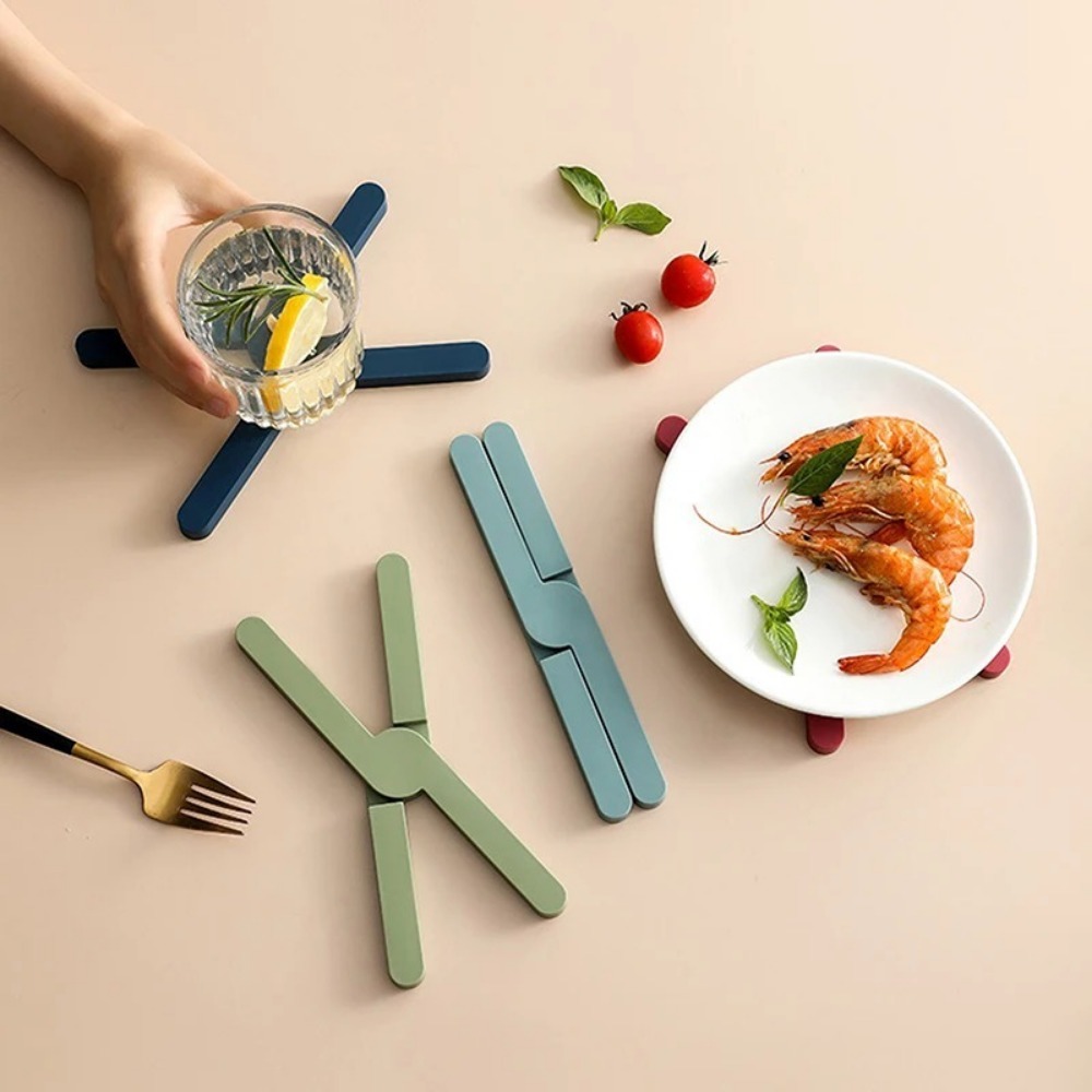 OIDLMQ Silicone Foldable Pot Holder Kitchen Mats Foldable Non Slip Tableware Mat Gifts Cross Holder Coaster Table Placemat