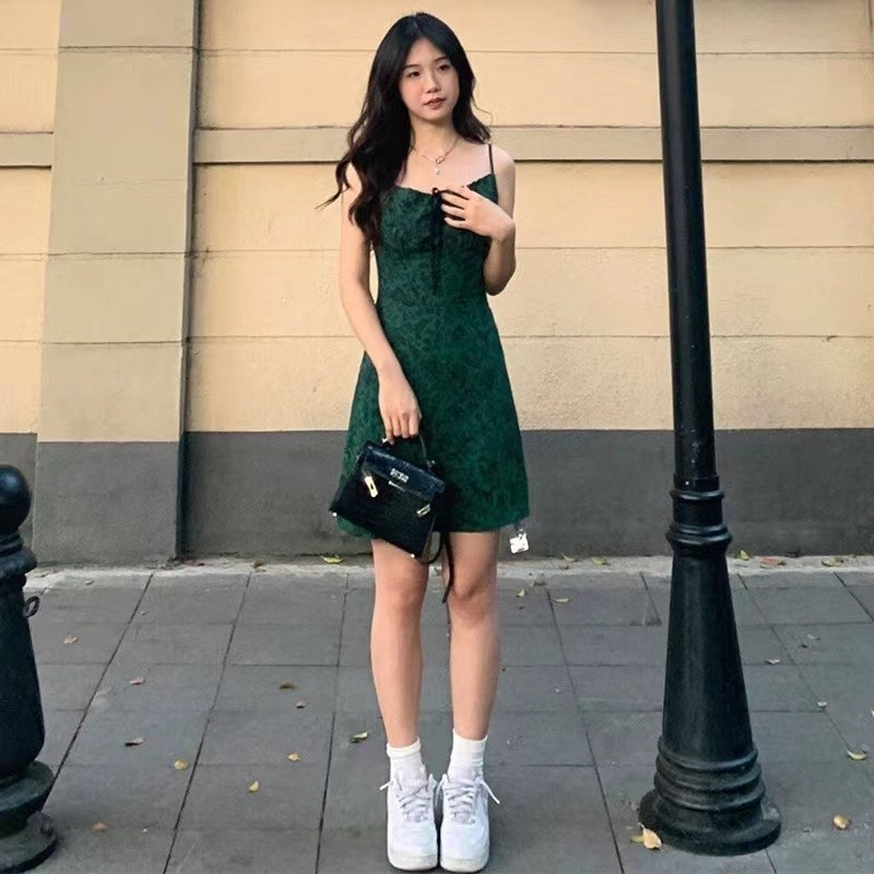Zebina màu xanh lá cây đậm Retro váy hoa nữ Pháp eo cao ôm sát Váy treo không tay Chân Váy Ngắn