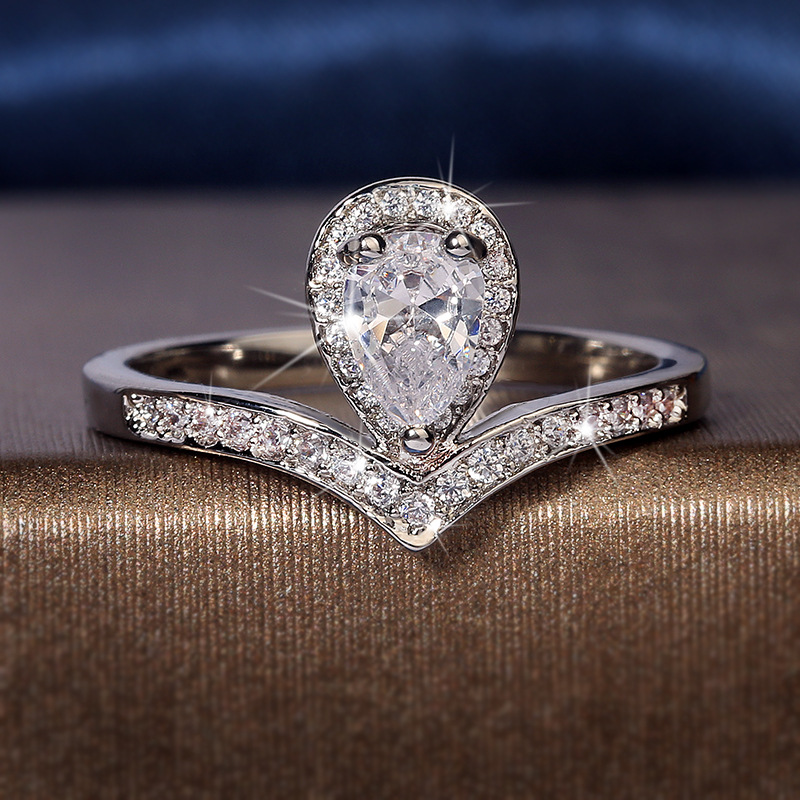 New Korean Fashion Trendy Ring All-Match Silver Plated Inlaid Diamond Ring ราคา 206 บาท*ส่งฟรี