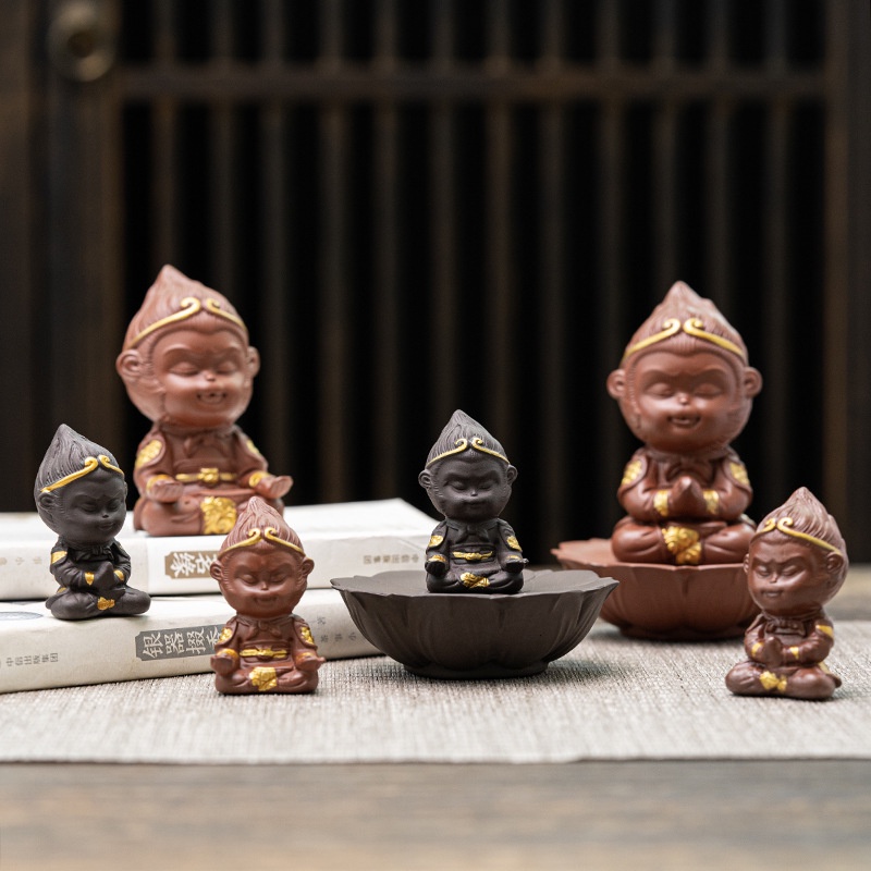 Tượng Tôn ngộ không, mỹ hầu vương, tề thiên đại thánh kèm gậy như ý, thiết bảng bằng gốm tử sa cao cấp