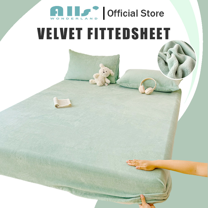 Alls' Wonderland Velvet Plain Fittedsheet Soft Warm Bedsheet Super Single Queen King Size Bed Sheet Elastic Mattress Protector ราคา 230 บาท*ส่งฟรี
