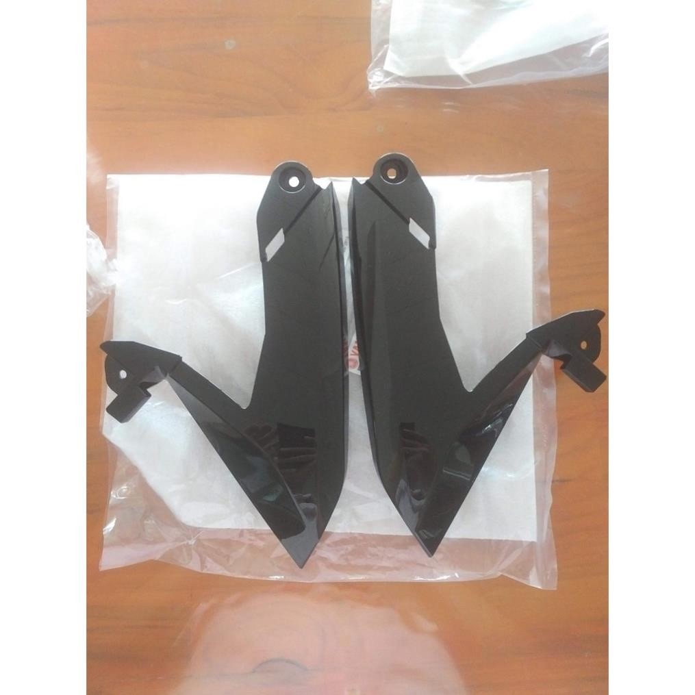 Ốp xi nhan trước Nouvo 6 đen Yamaha.2xcf83d300p0.2xcf83d400p0