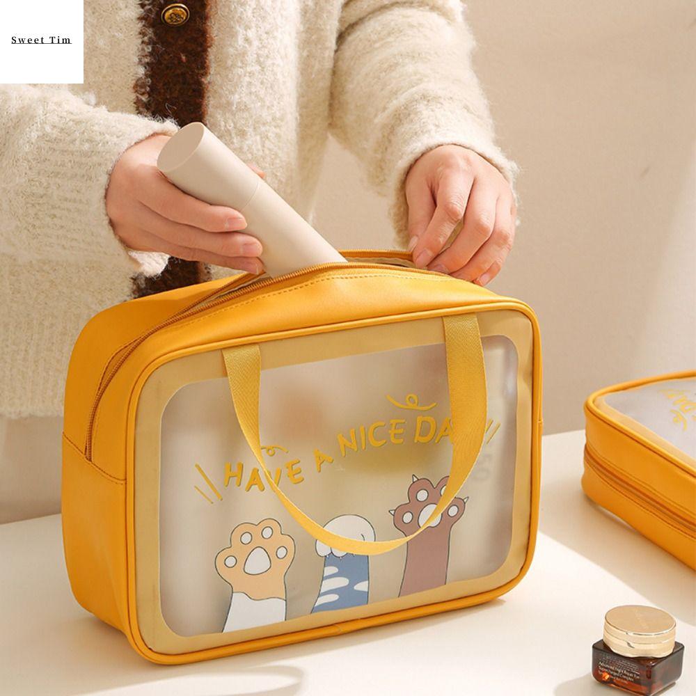 SWEET TIM กระเป๋ากันน้ำสงกรานต์ สี่เหลี่ยมสี่เหลี่ยม กระเป๋าเครื่องสำอาง PVC ลายการ์ตูน จุได้มาก ดอกไม้ประดับดอกไม้ กระเป๋าแต่งหน้าโปร่งใส สะดวกสบายๆ กันน้ำกันน้ำได้ ถุงซัก สำหรับผู้หญิง ราคา 46 บาท*ส่งฟรี