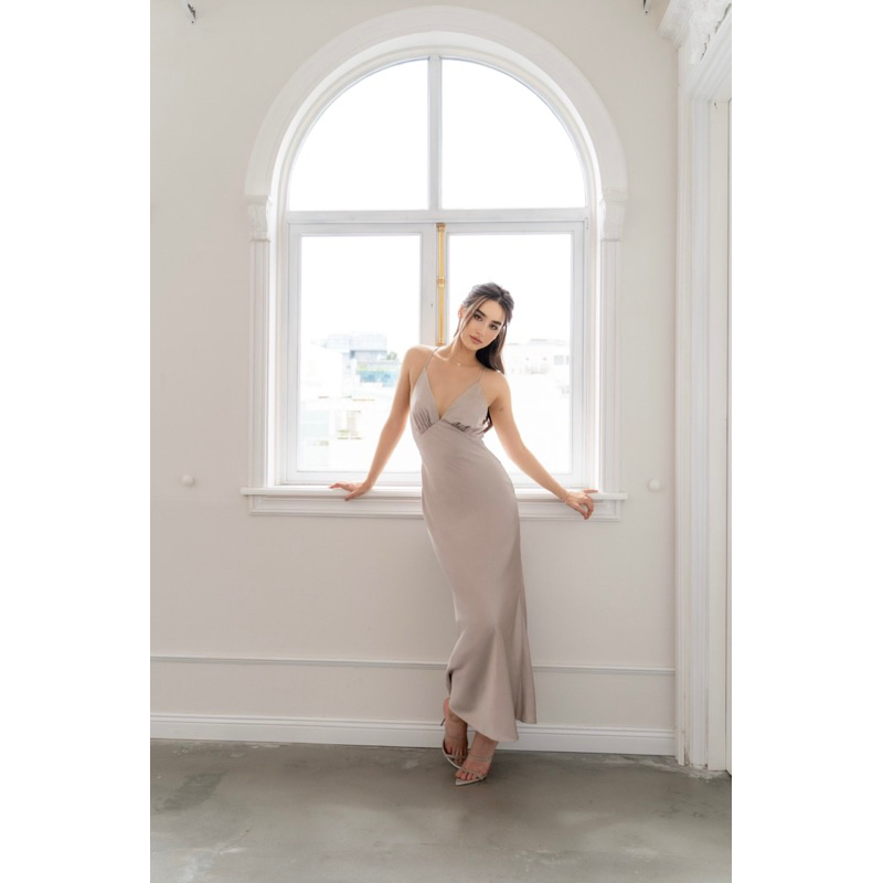 Váy lụa hai dây alenka dress - váy thiết kế cao cấp - váy lụa dài quyến rủ 🌹
